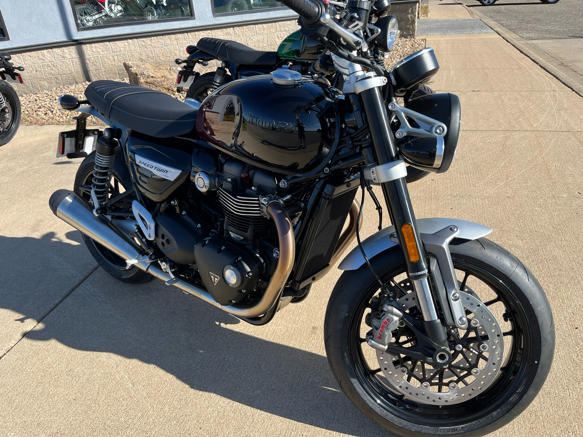 2024 Triumph Speed Twin 1200 in Belle Plaine, Minnesota - Photo 6