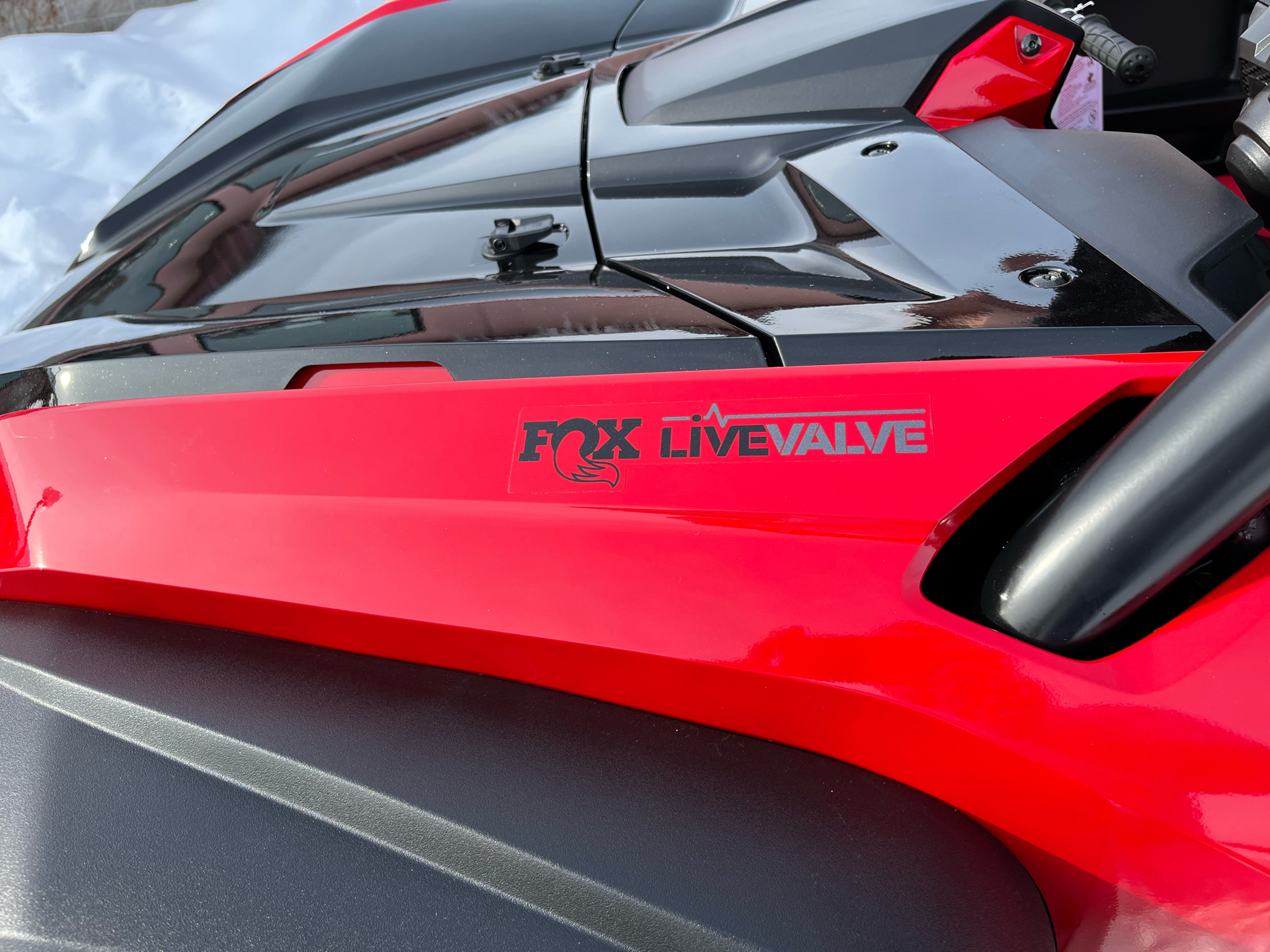 2022 Honda Talon 1000R FOX Live Valve in Belle Plaine, Minnesota - Photo 4