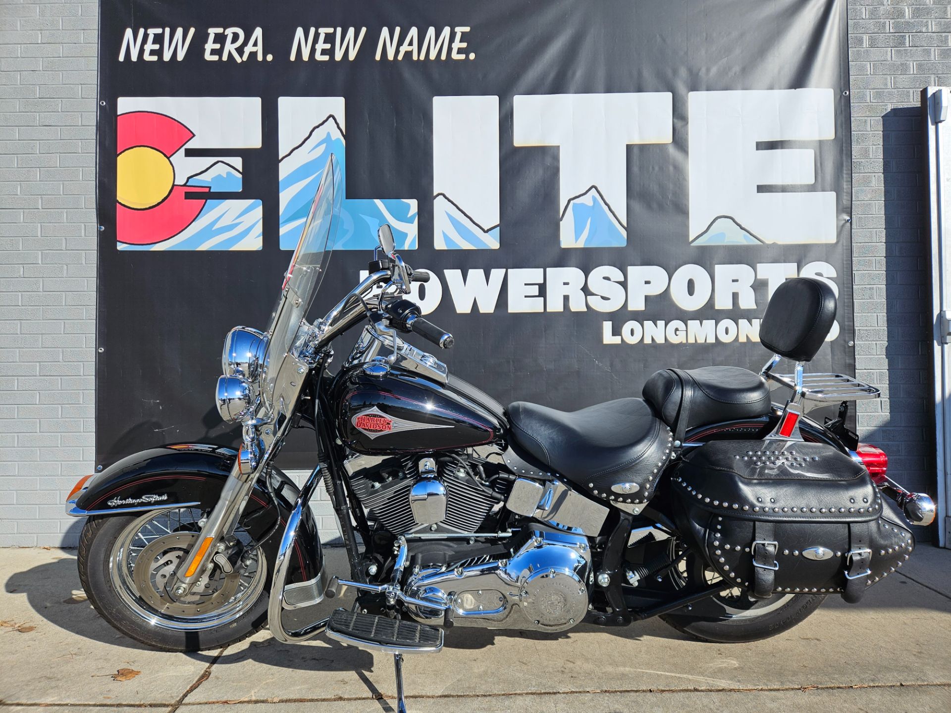 2001 Harley-Davidson FLSTC/FLSTCI Heritage Softail® Classic in Longmont, Colorado - Photo 2