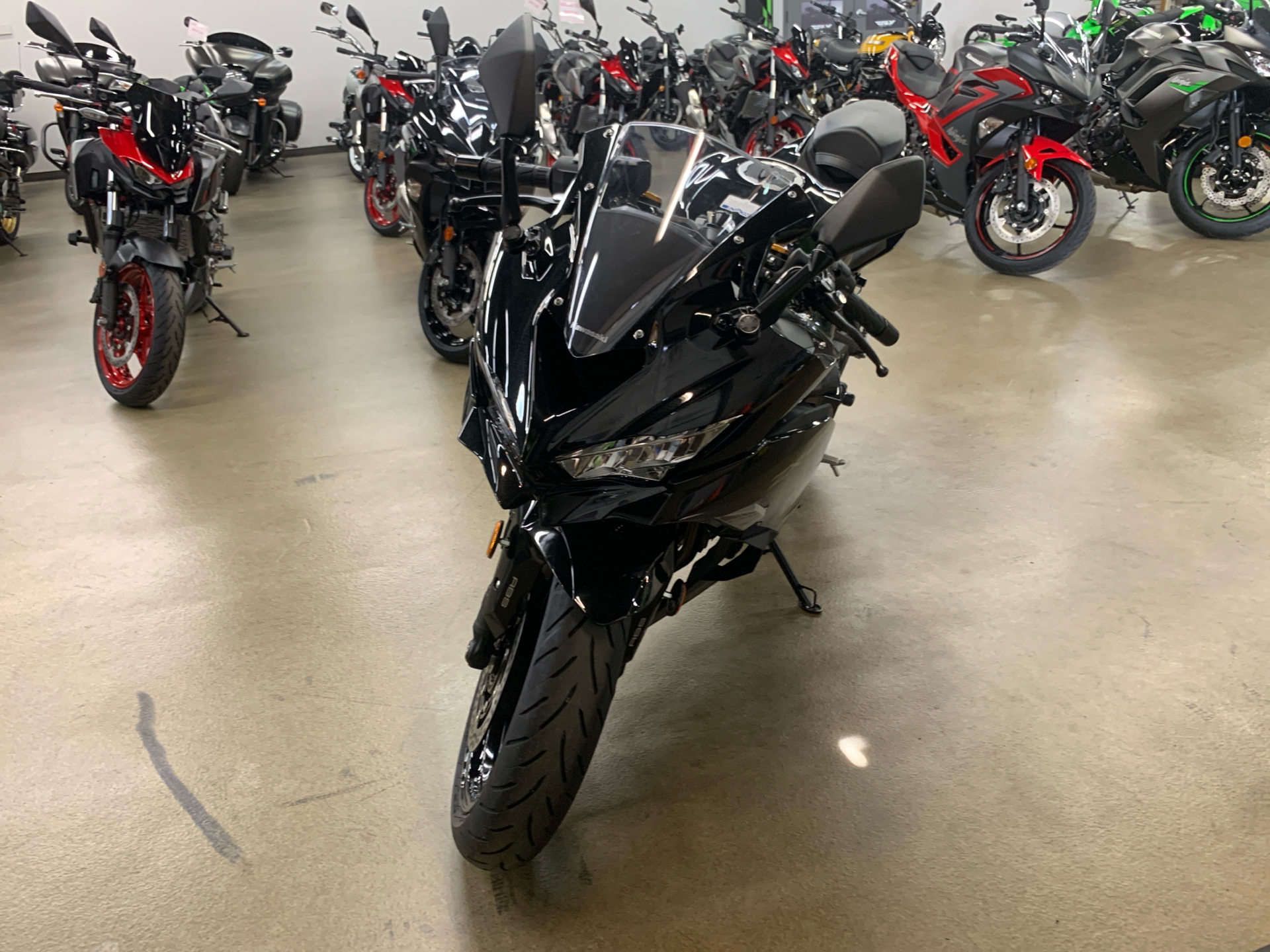 2024 Kawasaki Ninja ZX-4R ABS in Longmont, Colorado - Photo 2