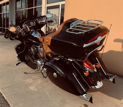 2015 Indian Motorcycle Roadmaster™ in High Point, North Carolina - Photo 2