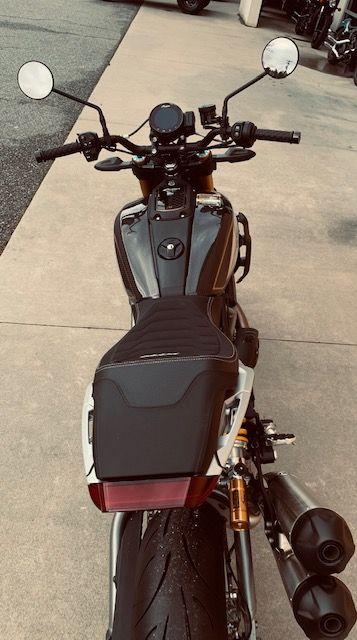 2023 Indian Motorcycle FTR R Carbon in High Point, North Carolina - Photo 8