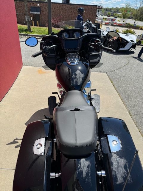 2024 Indian Motorcycle Challenger® in High Point, North Carolina - Photo 8