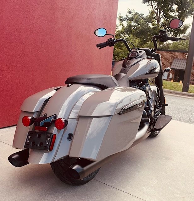 2023 Indian Motorcycle Springfield® Dark Horse® in High Point, North Carolina - Photo 2