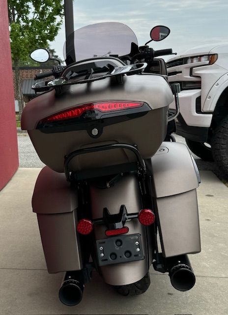 2021 Indian Motorcycle Roadmaster® Dark Horse® in High Point, North Carolina - Photo 6