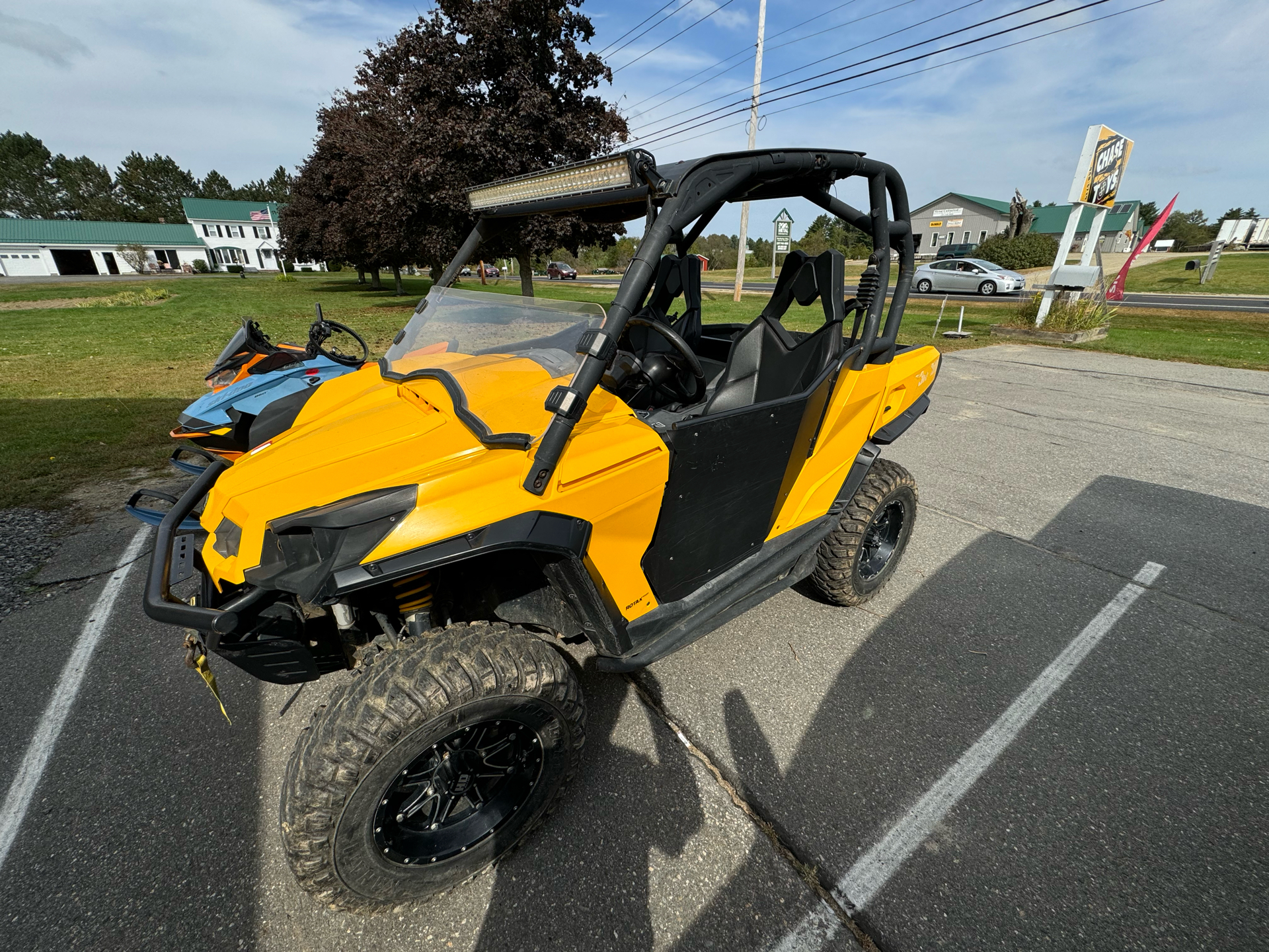 2015 Can-Am Commander™ DPS™ 1000 in Unity, Maine - Photo 2