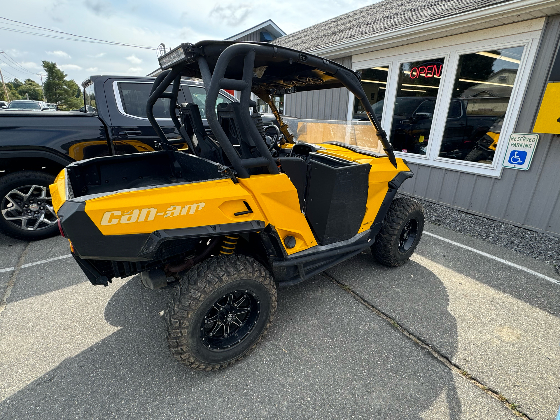 2015 Can-Am Commander™ DPS™ 1000 in Unity, Maine - Photo 5