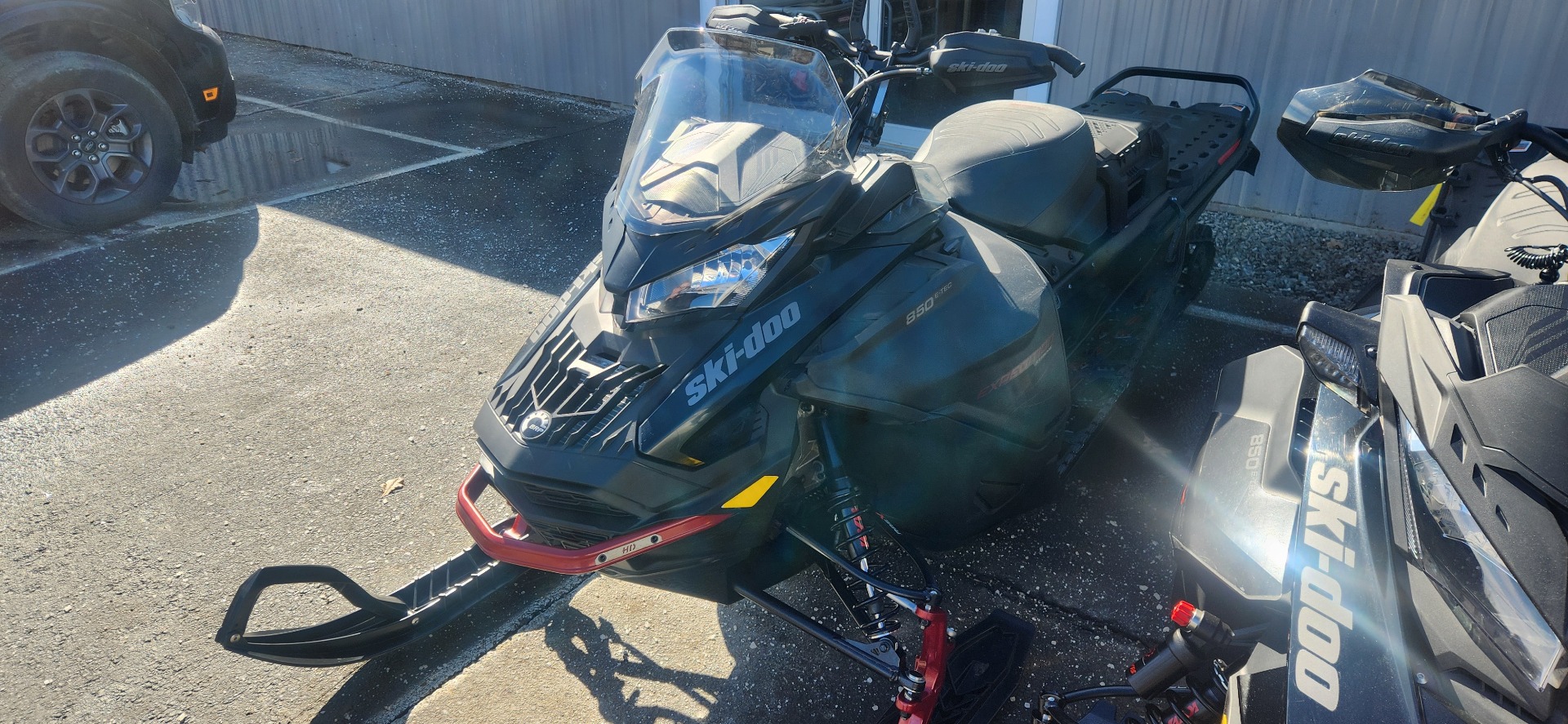 2023 Ski-Doo Expedition Xtreme 850 E-TEC ES Cobra WT 1.8 in Unity, Maine - Photo 1