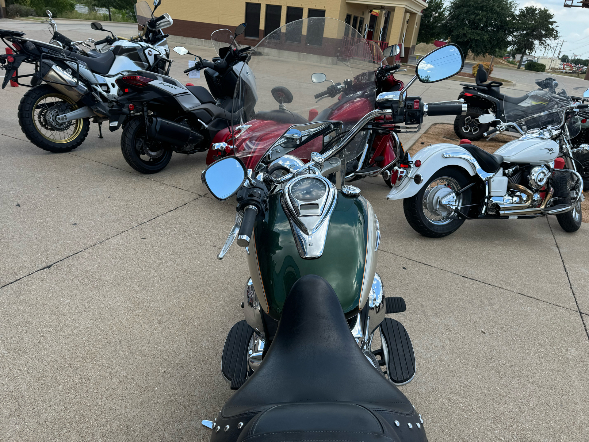 2009 Kawasaki Vulcan® 1700 Classic LT in Burleson, Texas - Photo 5