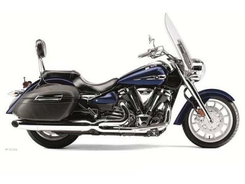 2013 Yamaha Stratoliner S in Burleson, Texas