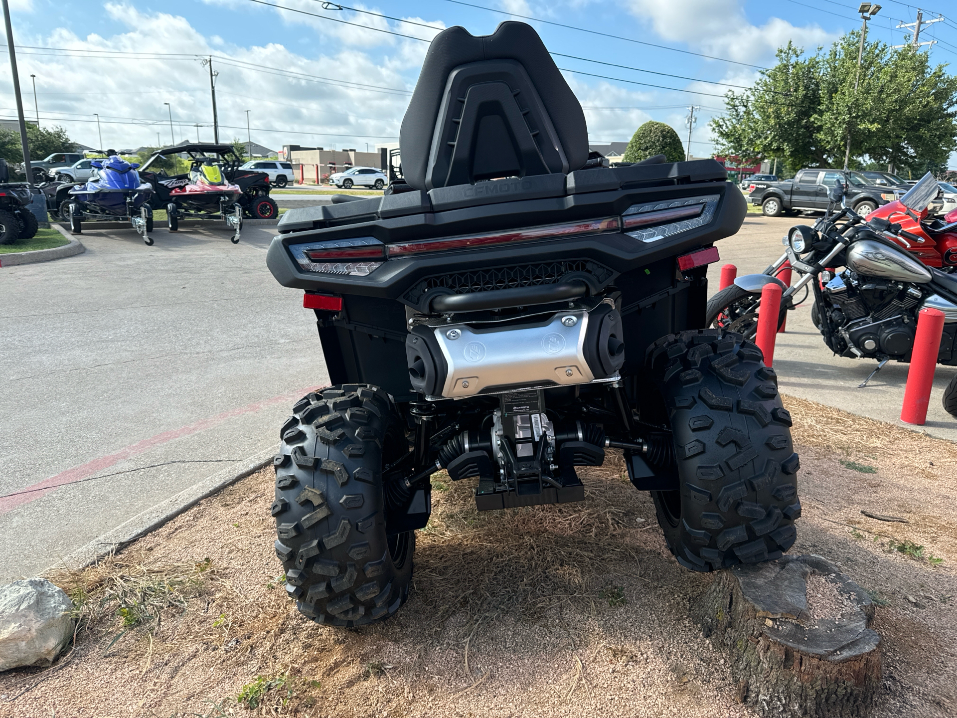 2024 CFMOTO CForce 800 Touring in Burleson, Texas - Photo 2