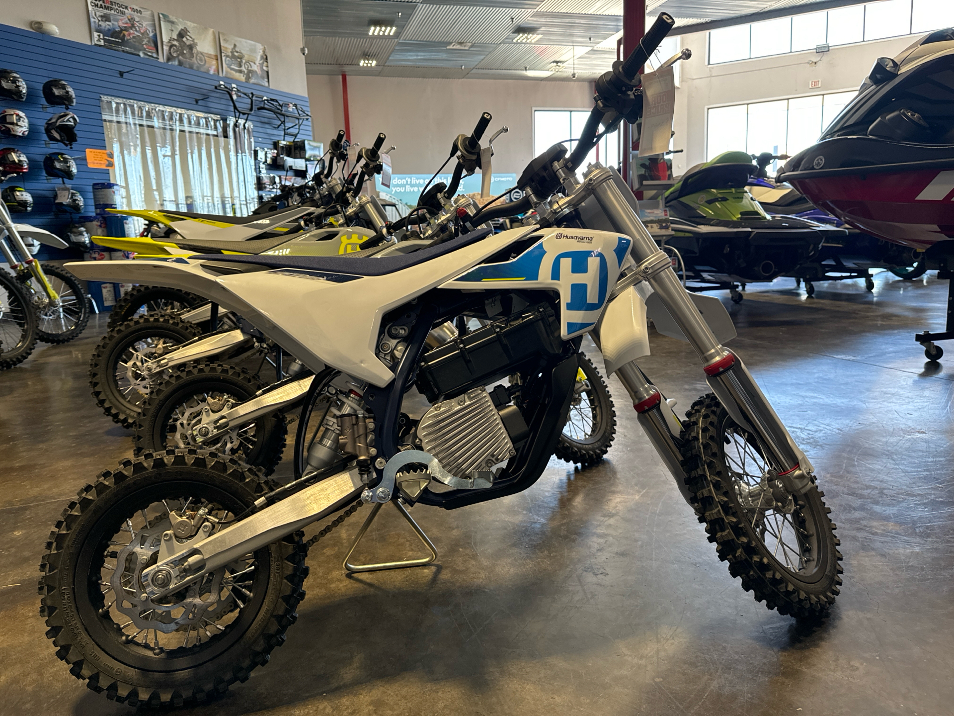 2024 Husqvarna EE 5 in Burleson, Texas - Photo 2