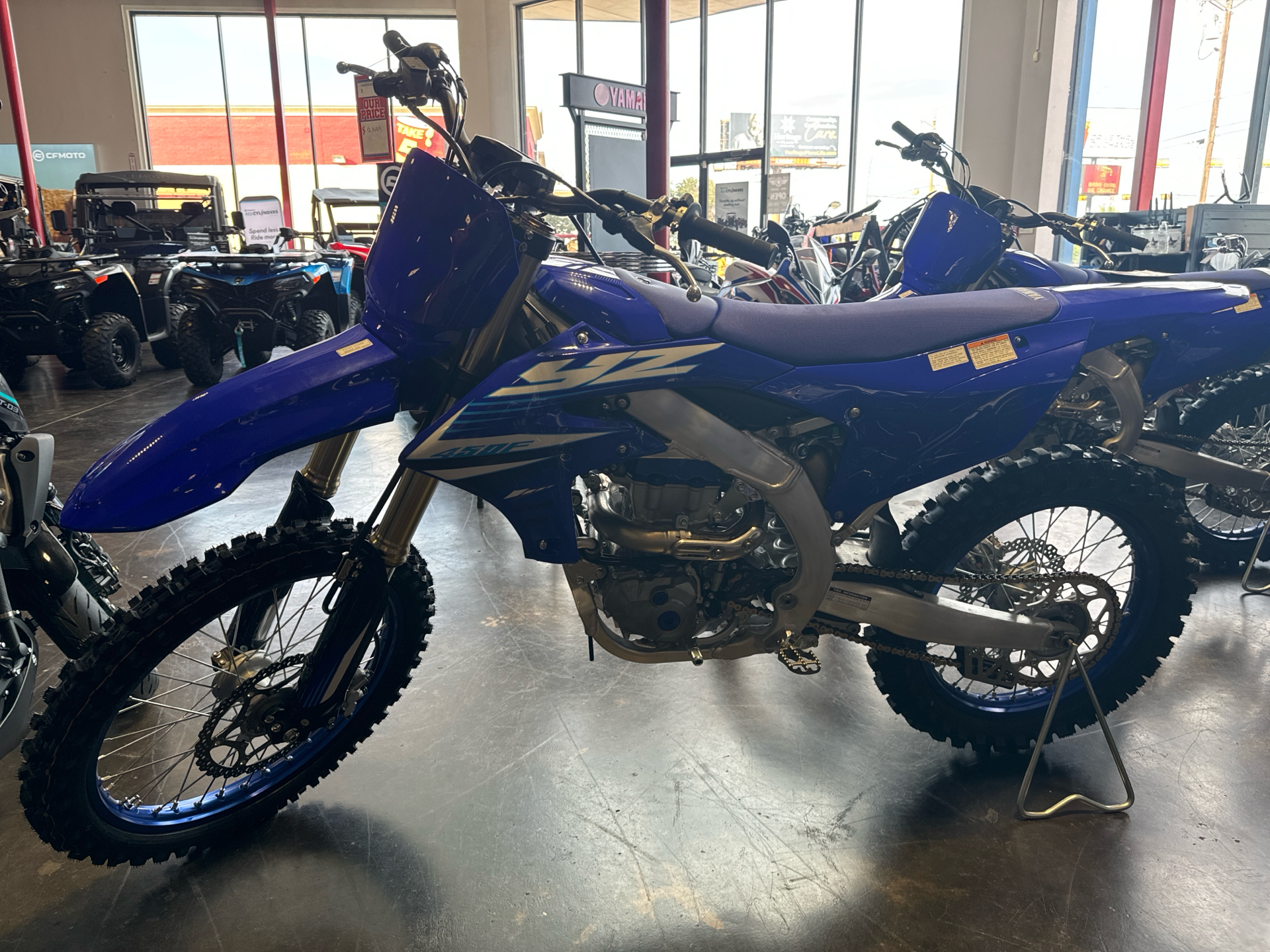 2025 Yamaha YZ450F in Burleson, Texas - Photo 2