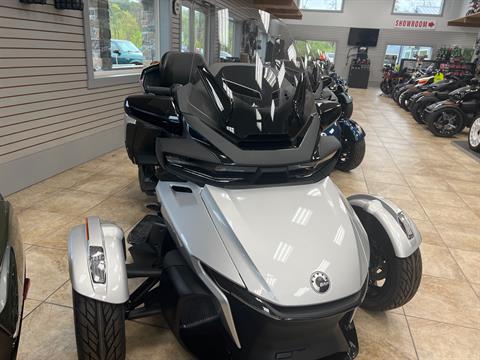 2023 Can-Am Spyder RT Limited in Berkeley Springs, West Virginia - Photo 2