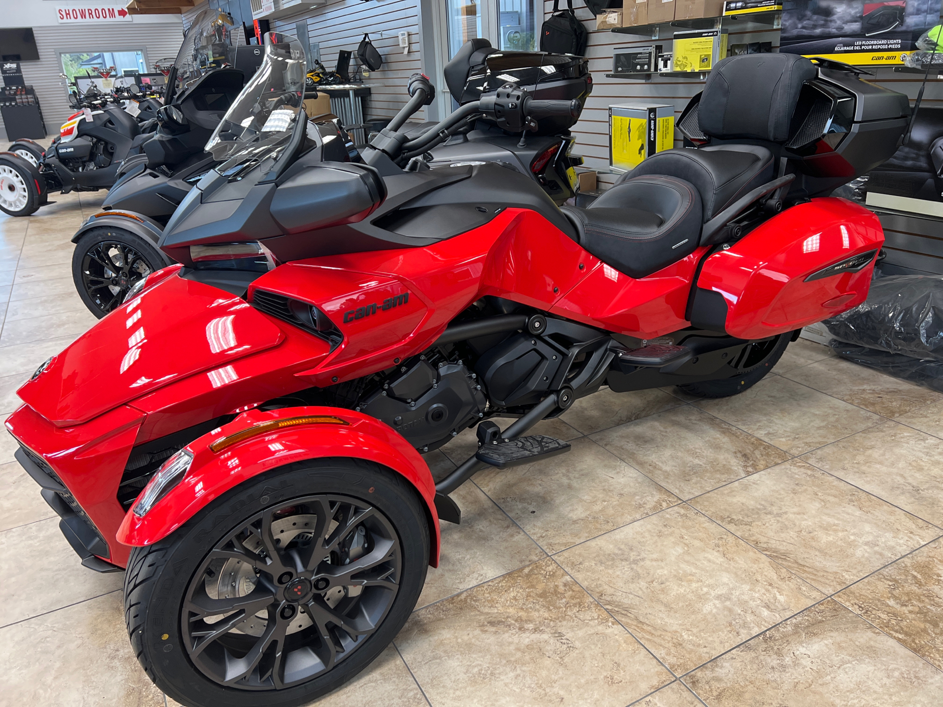 2022 Can-Am Spyder F3 Limited Special Series in Berkeley Springs, West Virginia - Photo 2