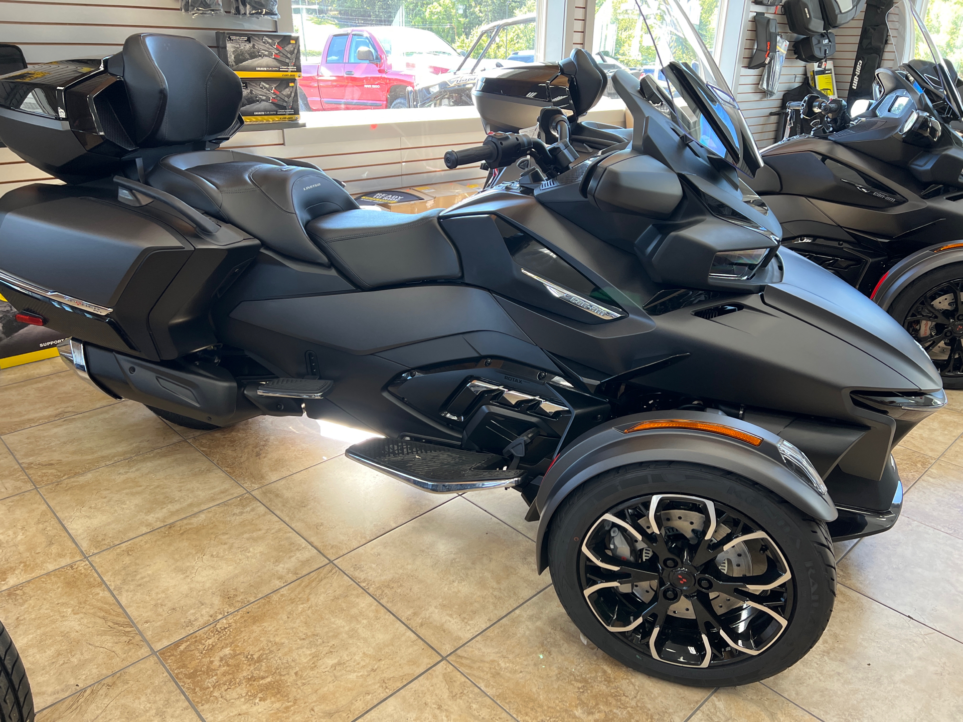 2022 Can-Am Spyder RT Limited in Berkeley Springs, West Virginia - Photo 1