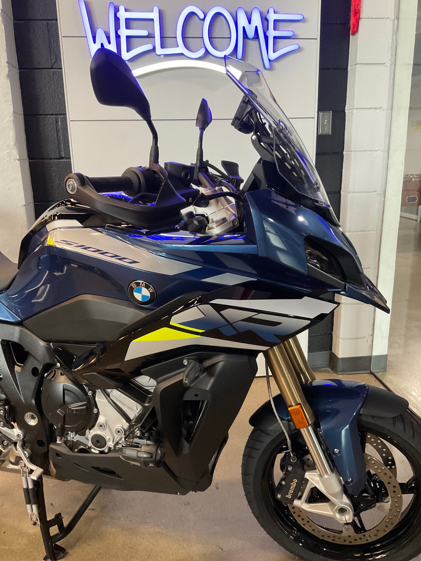 2024 BMW S 1000 XR in Middletown, Ohio - Photo 2