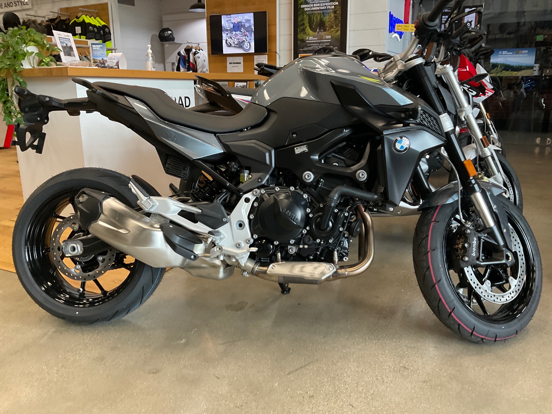 2023 BMW F 900 R in Middletown, Ohio - Photo 1