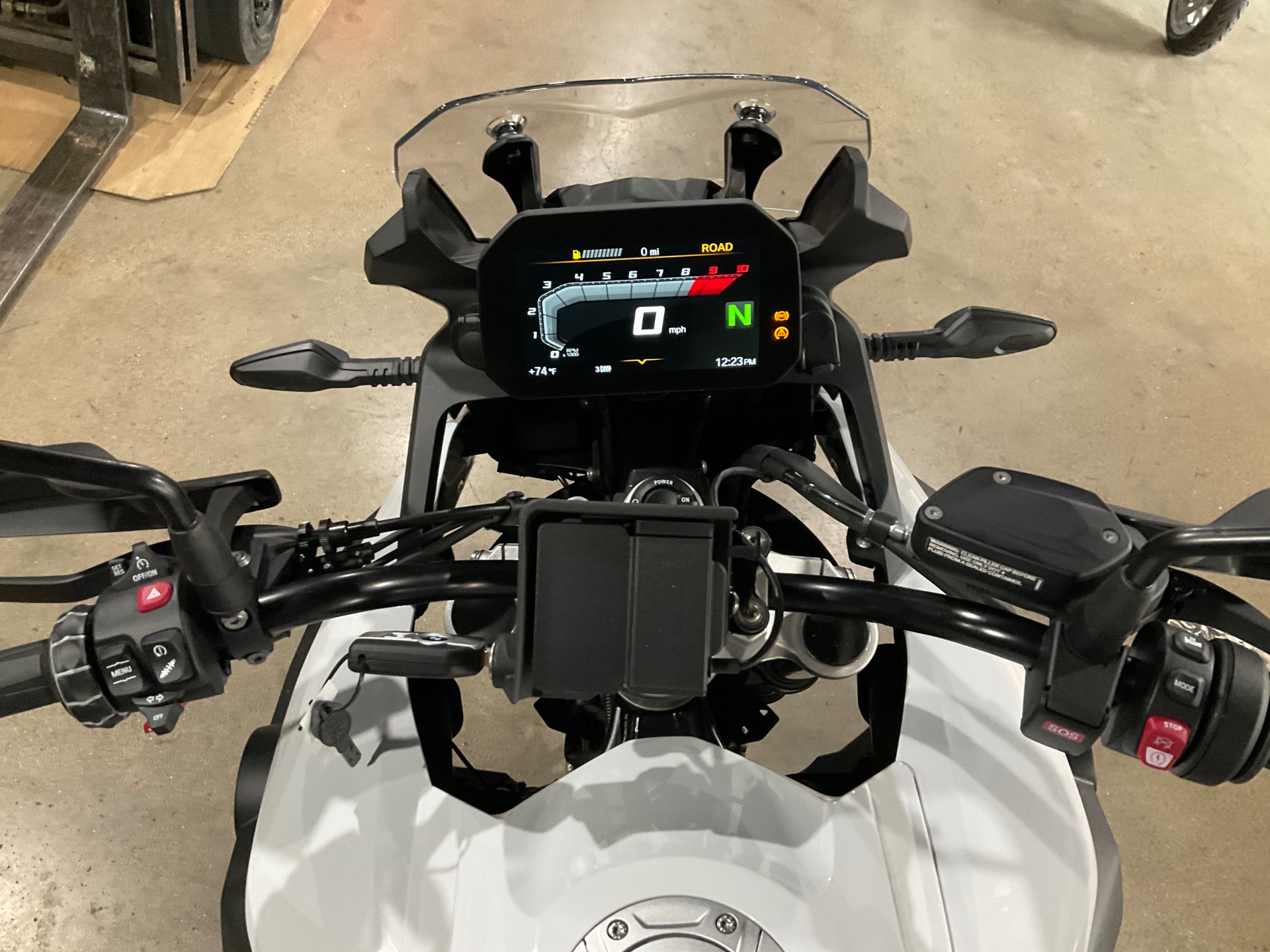 2024 BMW F 800 GS in Middletown, Ohio - Photo 4