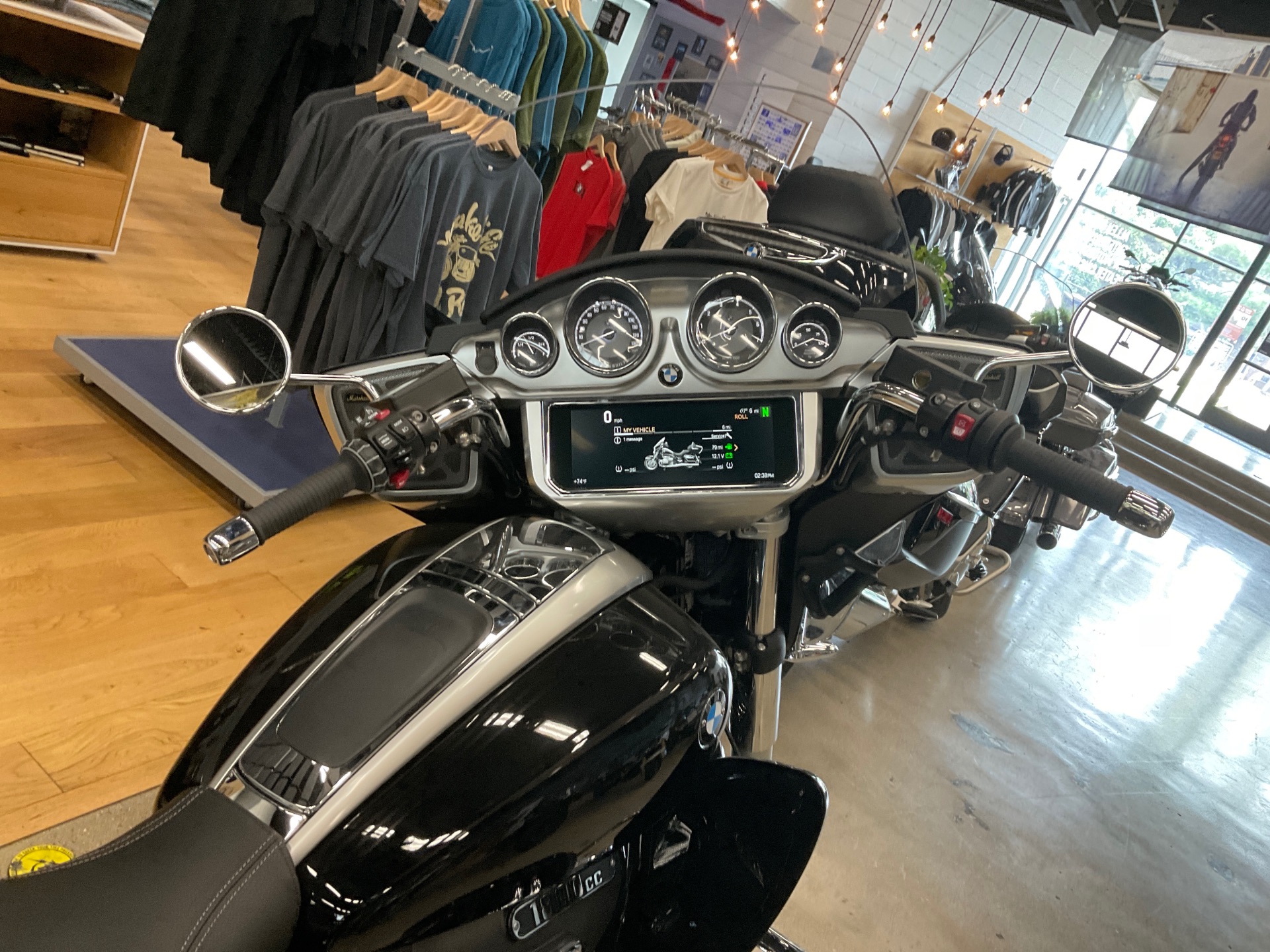 2023 BMW R 18 Transcontinental in Middletown, Ohio - Photo 2