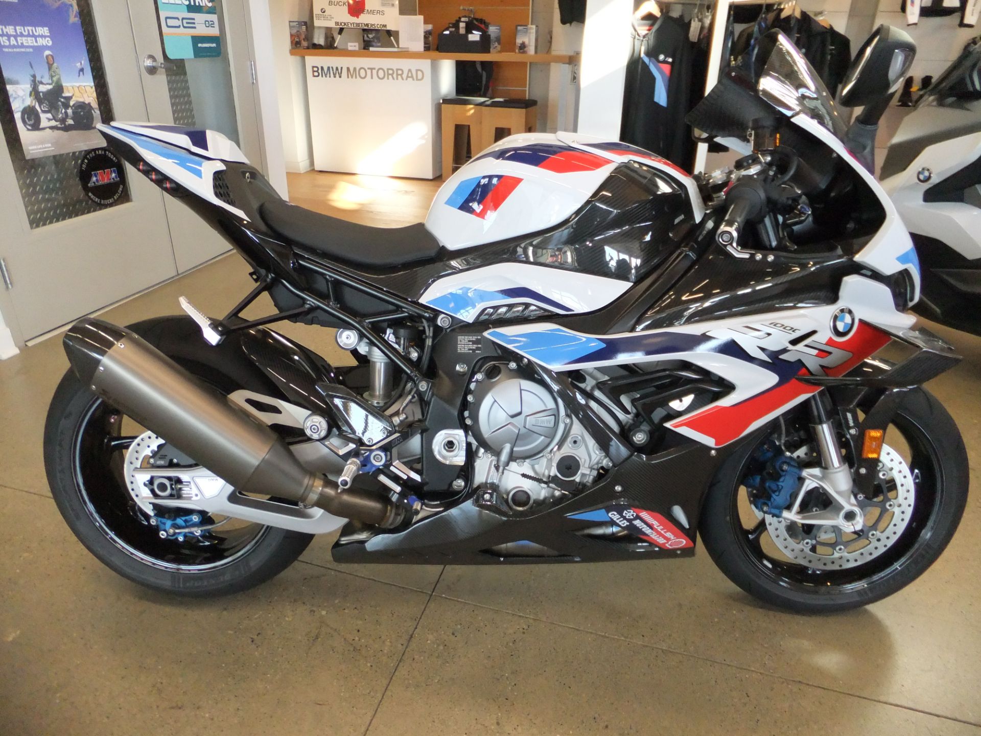 2022 BMW M 1000 RR in Columbus, Ohio - Photo 11