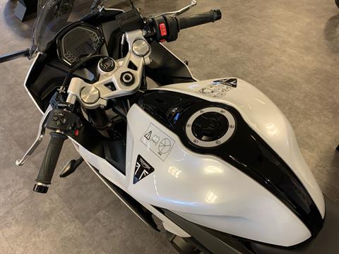 2025 Triumph Daytona 660 in Columbus, Ohio - Photo 4