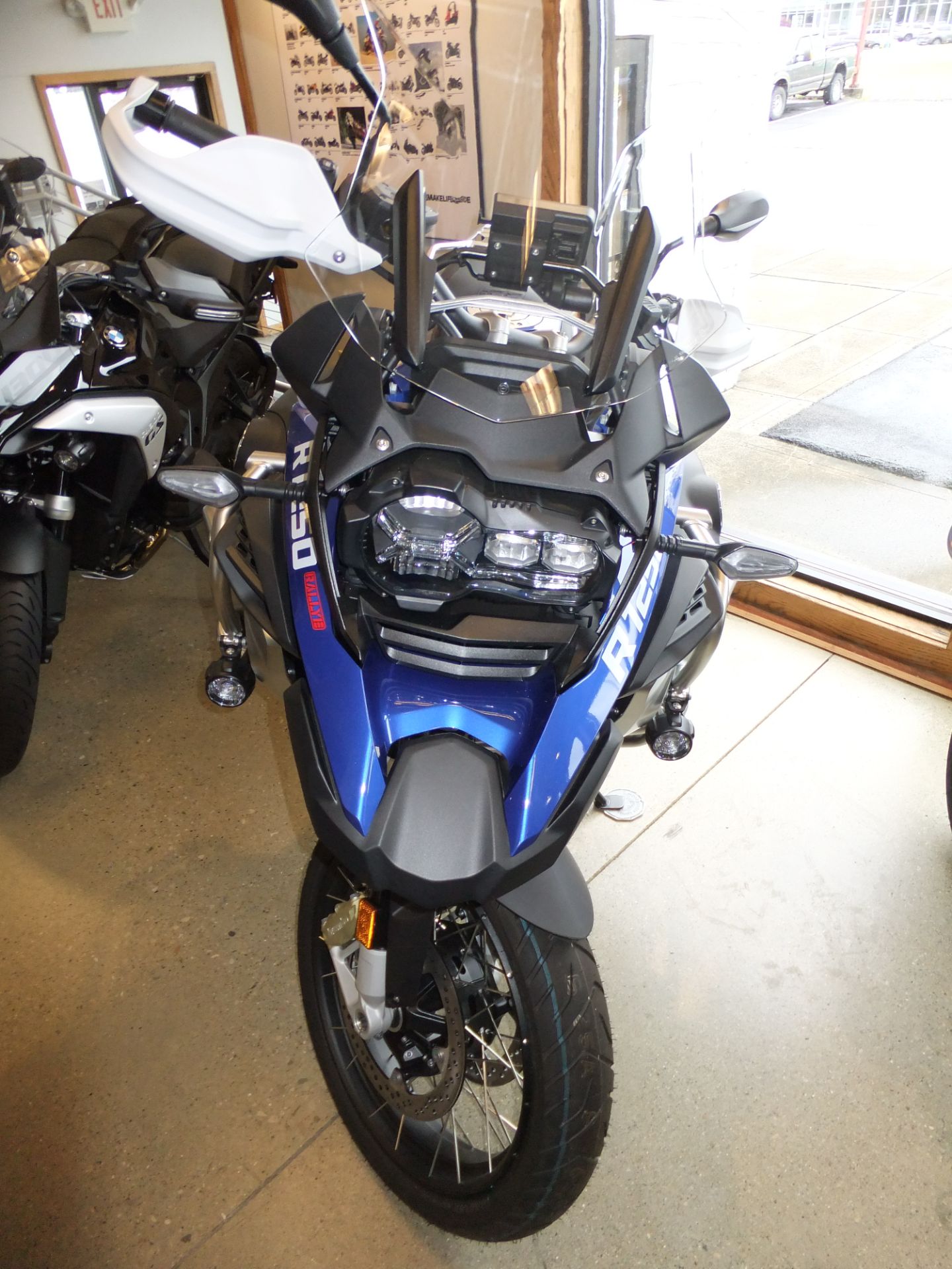 2024 BMW R 1250 GS Adventure in Columbus, Ohio - Photo 2