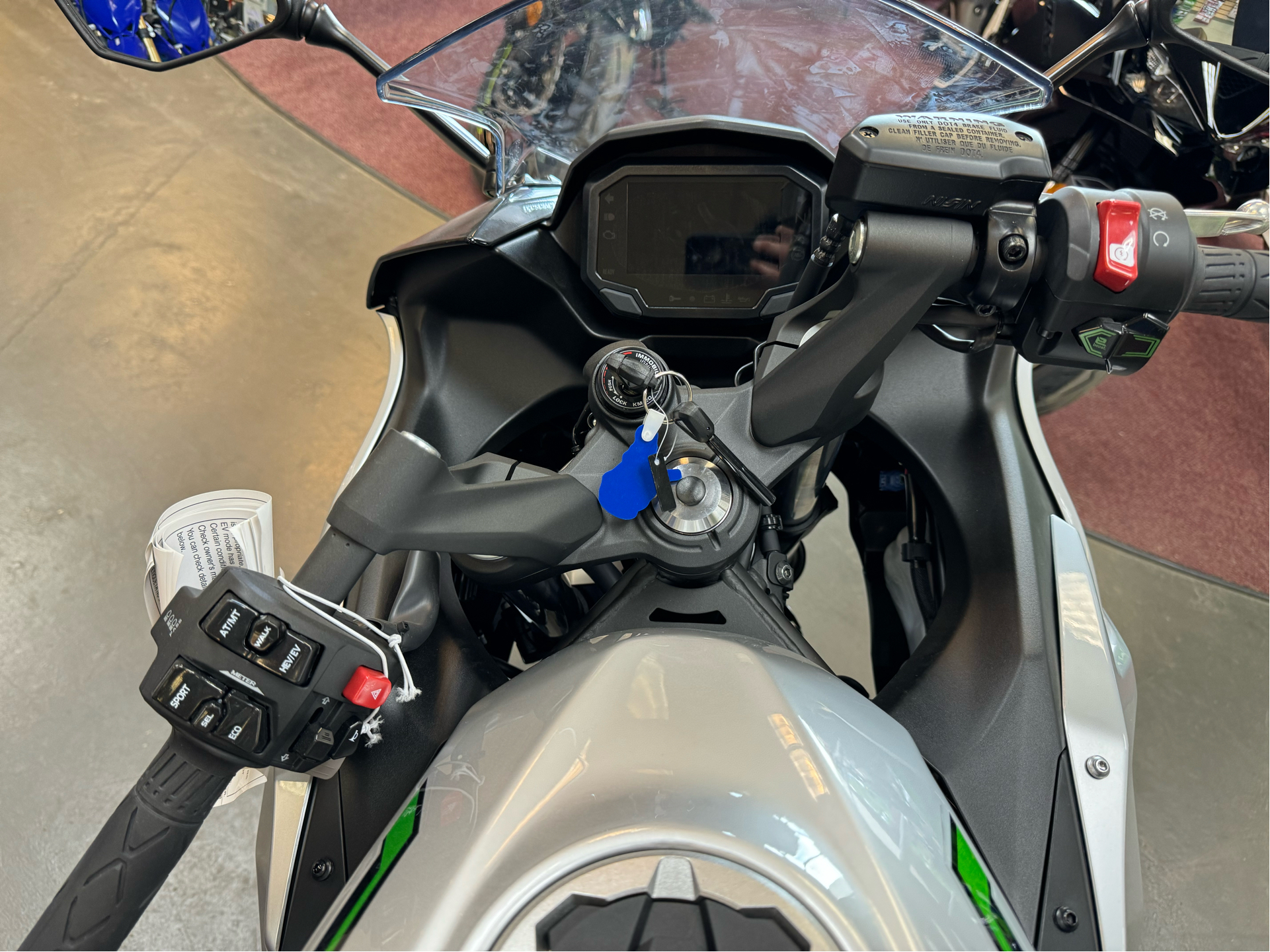 2024 Kawasaki Ninja 7 Hybrid ABS in Petersburg, West Virginia - Photo 12