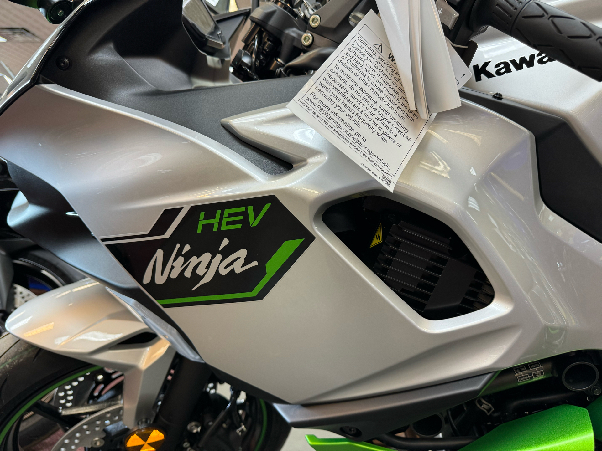 2024 Kawasaki Ninja 7 Hybrid ABS in Petersburg, West Virginia - Photo 16