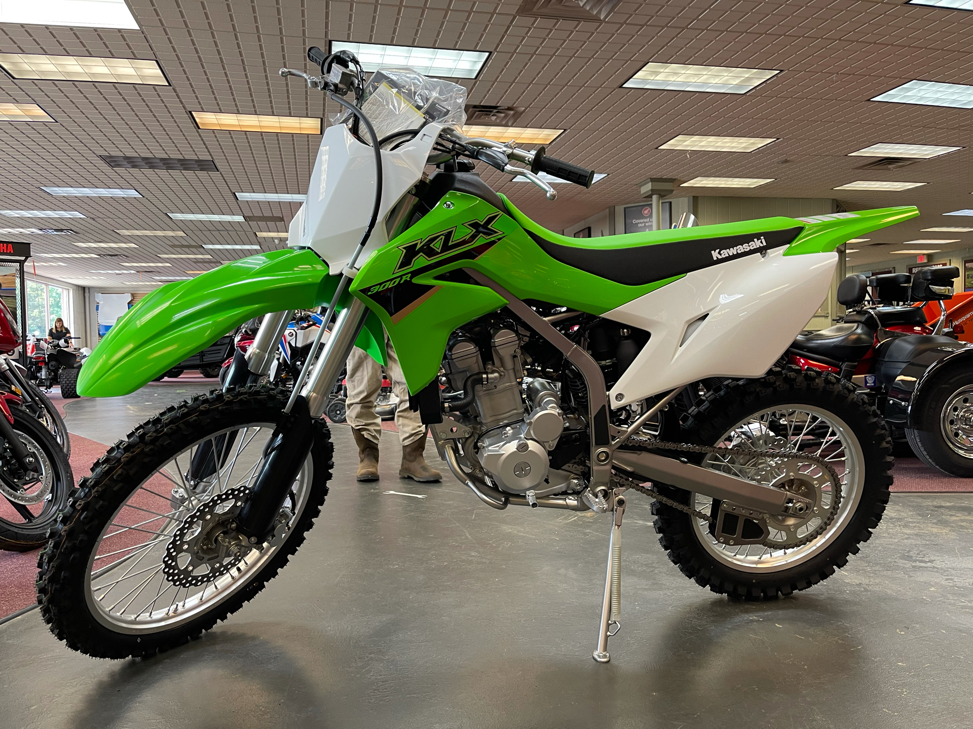 2022 Kawasaki KLX 300R in Petersburg, West Virginia - Photo 2