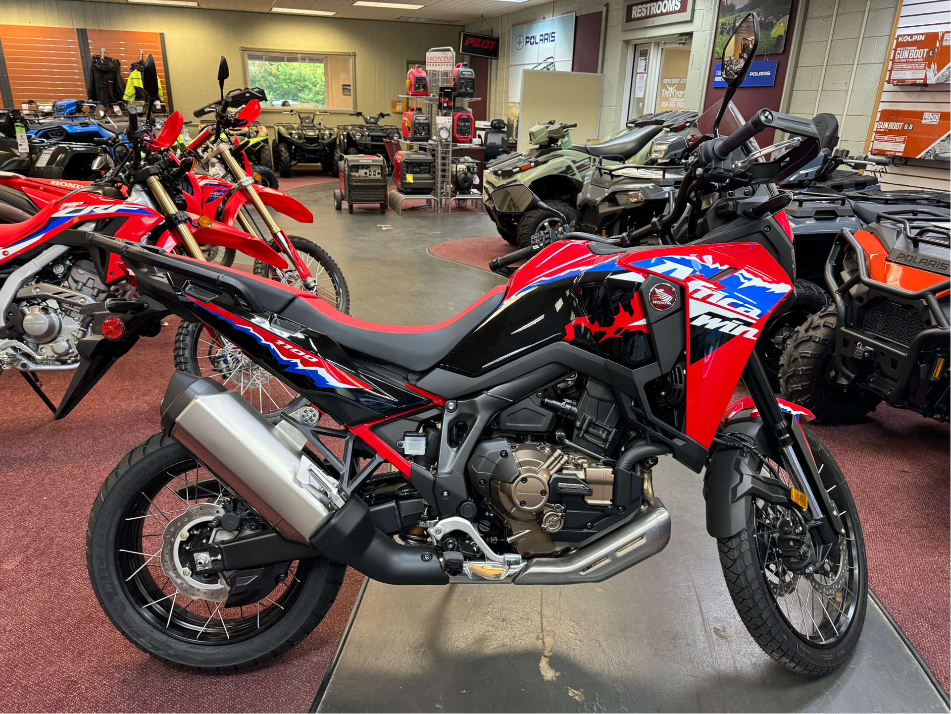 2024 Honda Africa Twin DCT in Petersburg, West Virginia - Photo 1