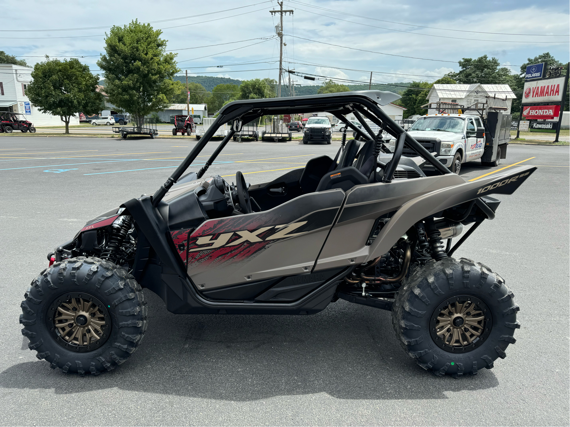 2024 Yamaha YXZ1000R SS XT-R in Petersburg, West Virginia - Photo 3