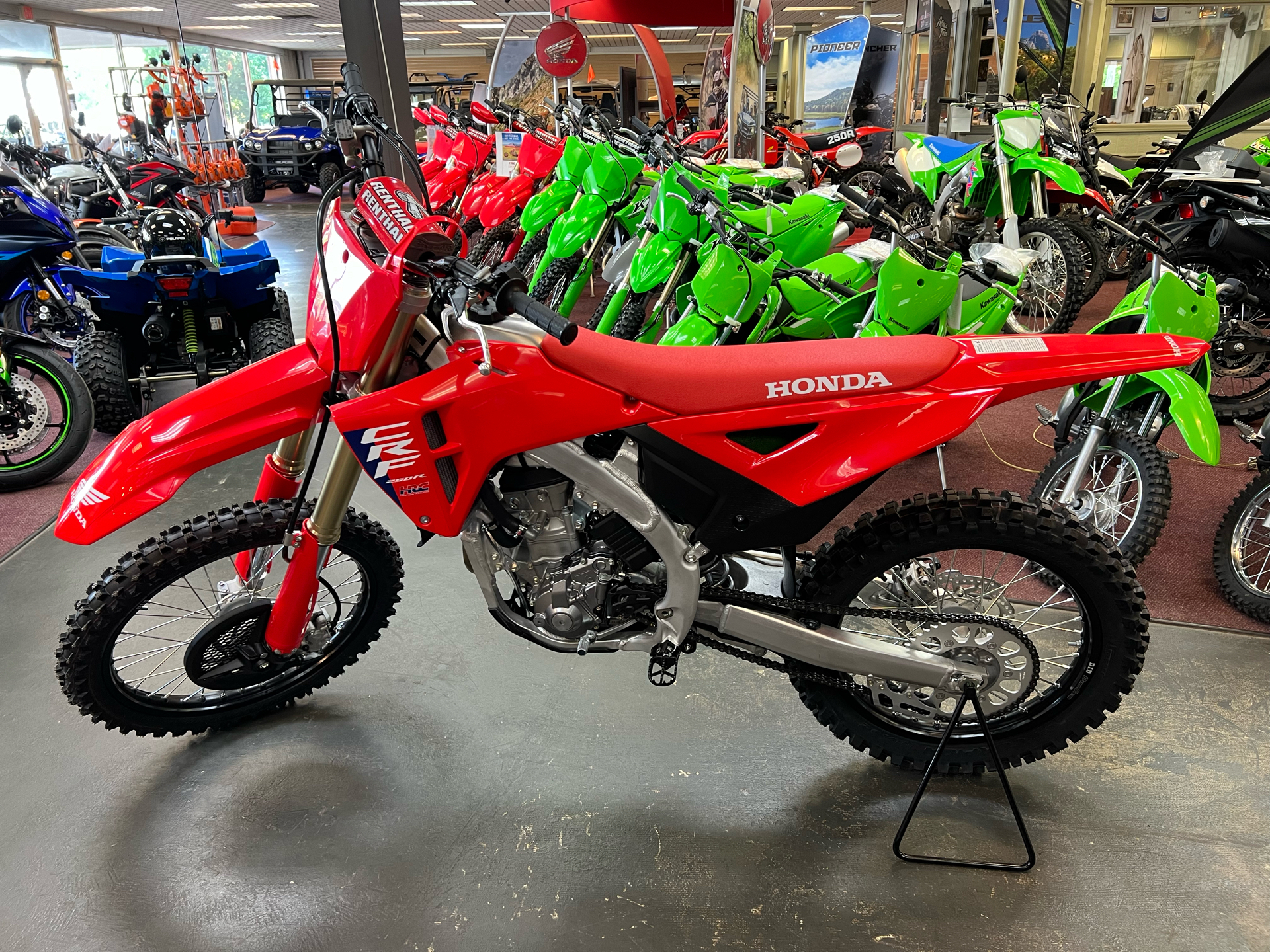 2025 Honda CRF250R in Petersburg, West Virginia - Photo 2