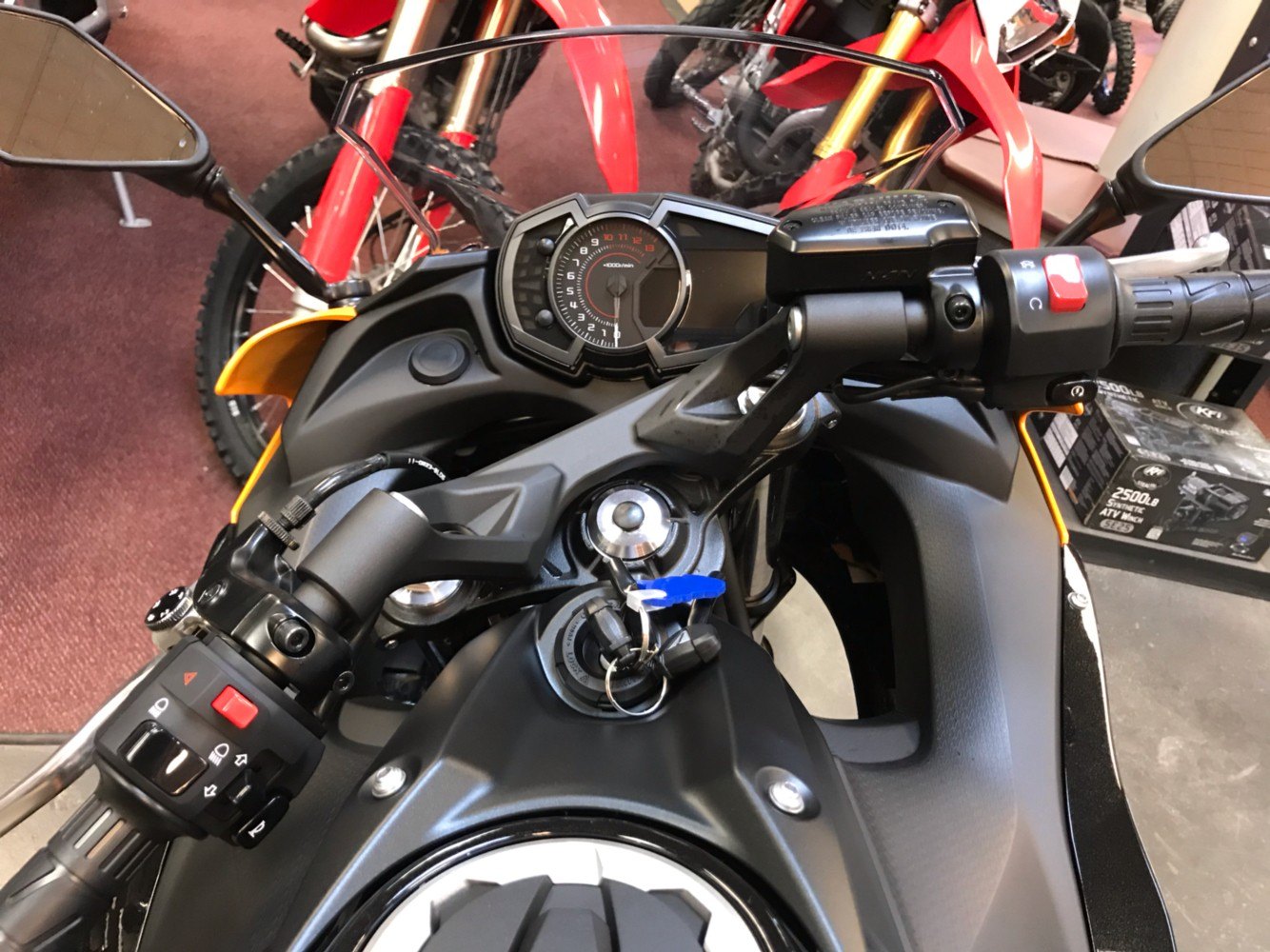 2019 Kawasaki Ninja 650 ABS 4