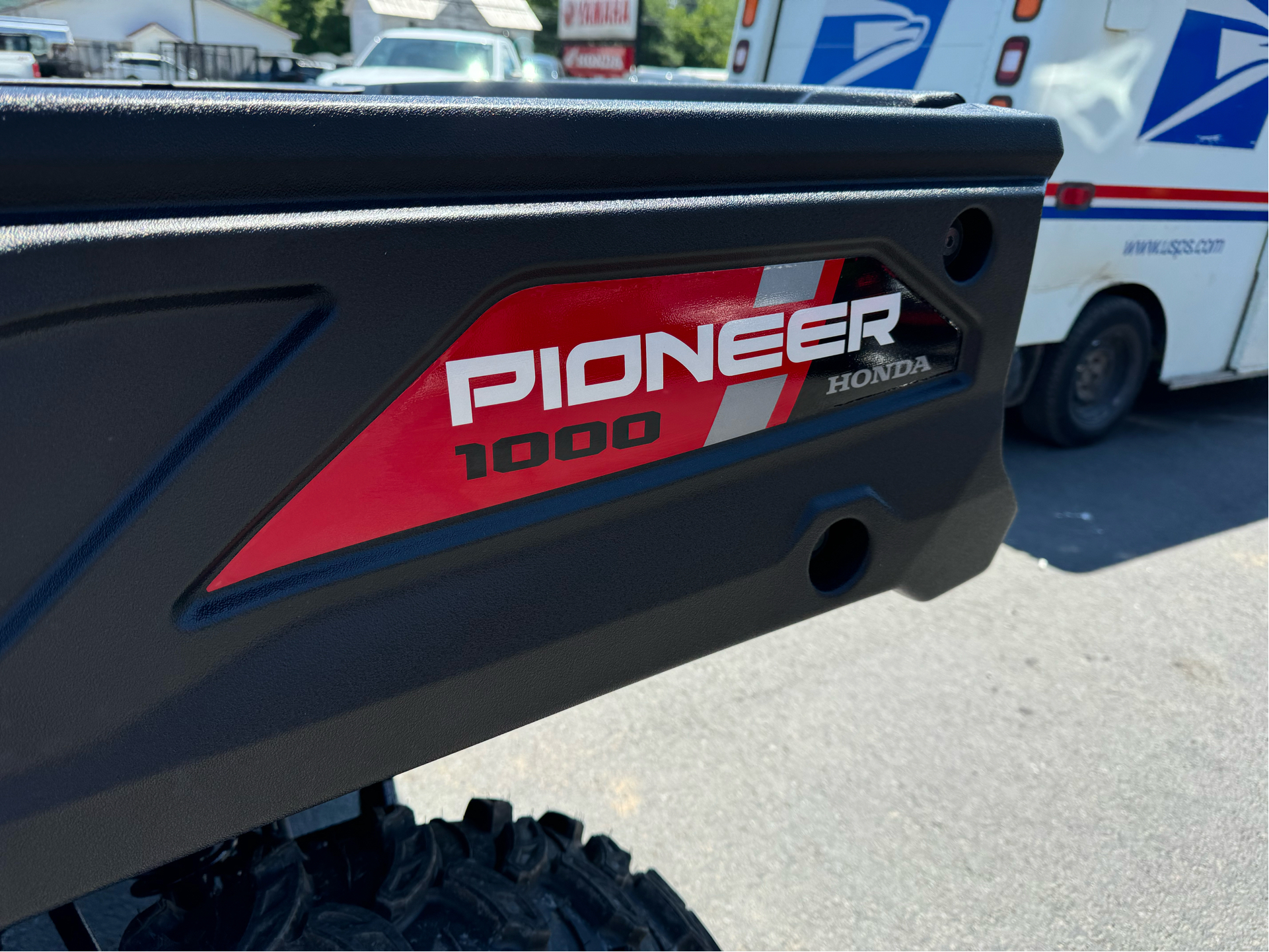 2024 Honda Pioneer 1000 in Petersburg, West Virginia - Photo 5