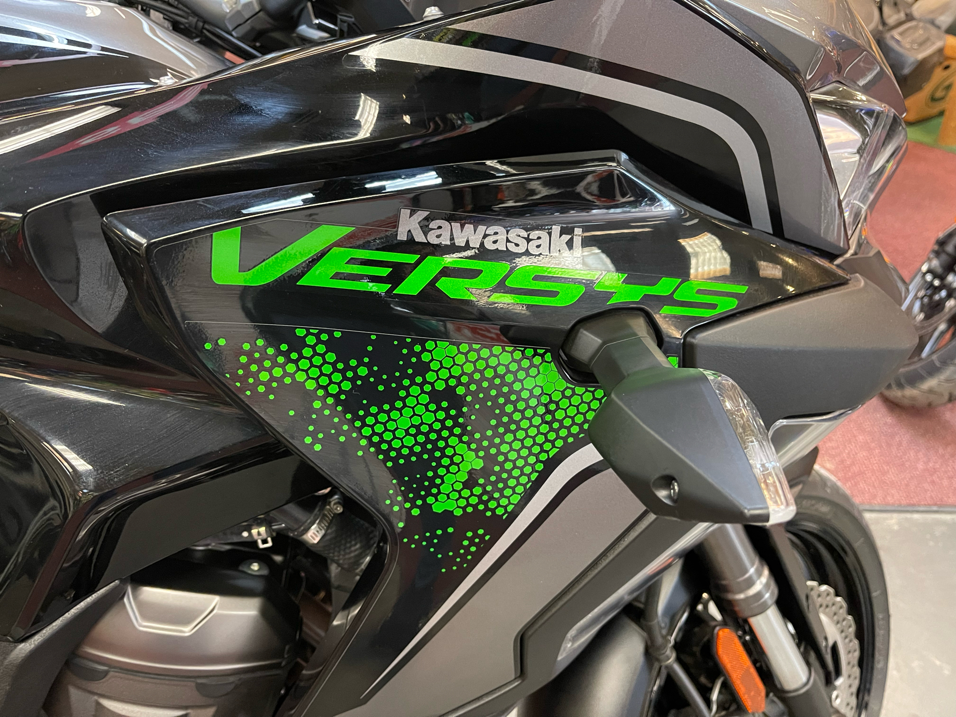 2023 Kawasaki Versys 1000 SE LT+ in Petersburg, West Virginia - Photo 6