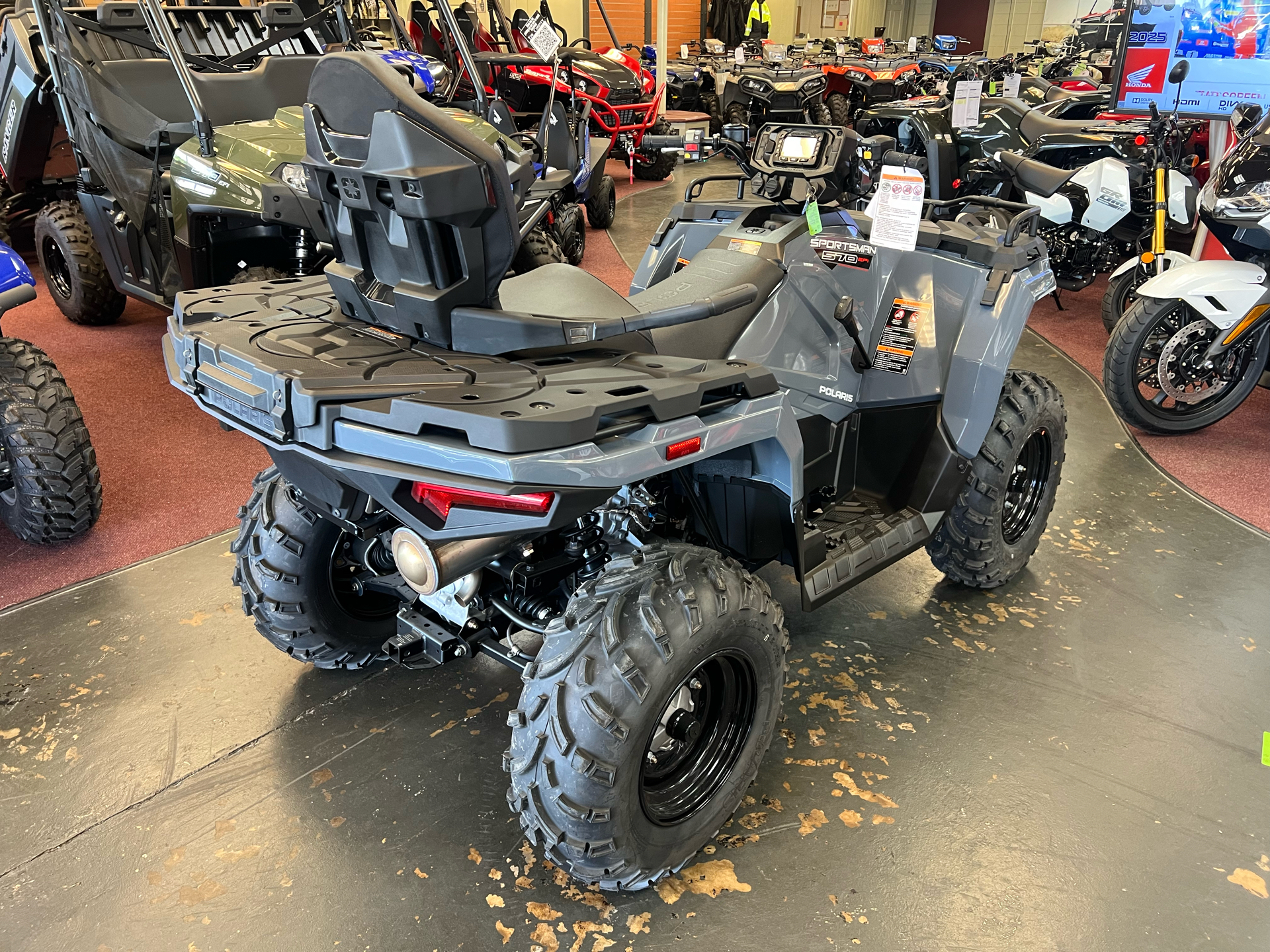 2025 Polaris Sportsman Touring 570 EPS in Petersburg, West Virginia - Photo 11