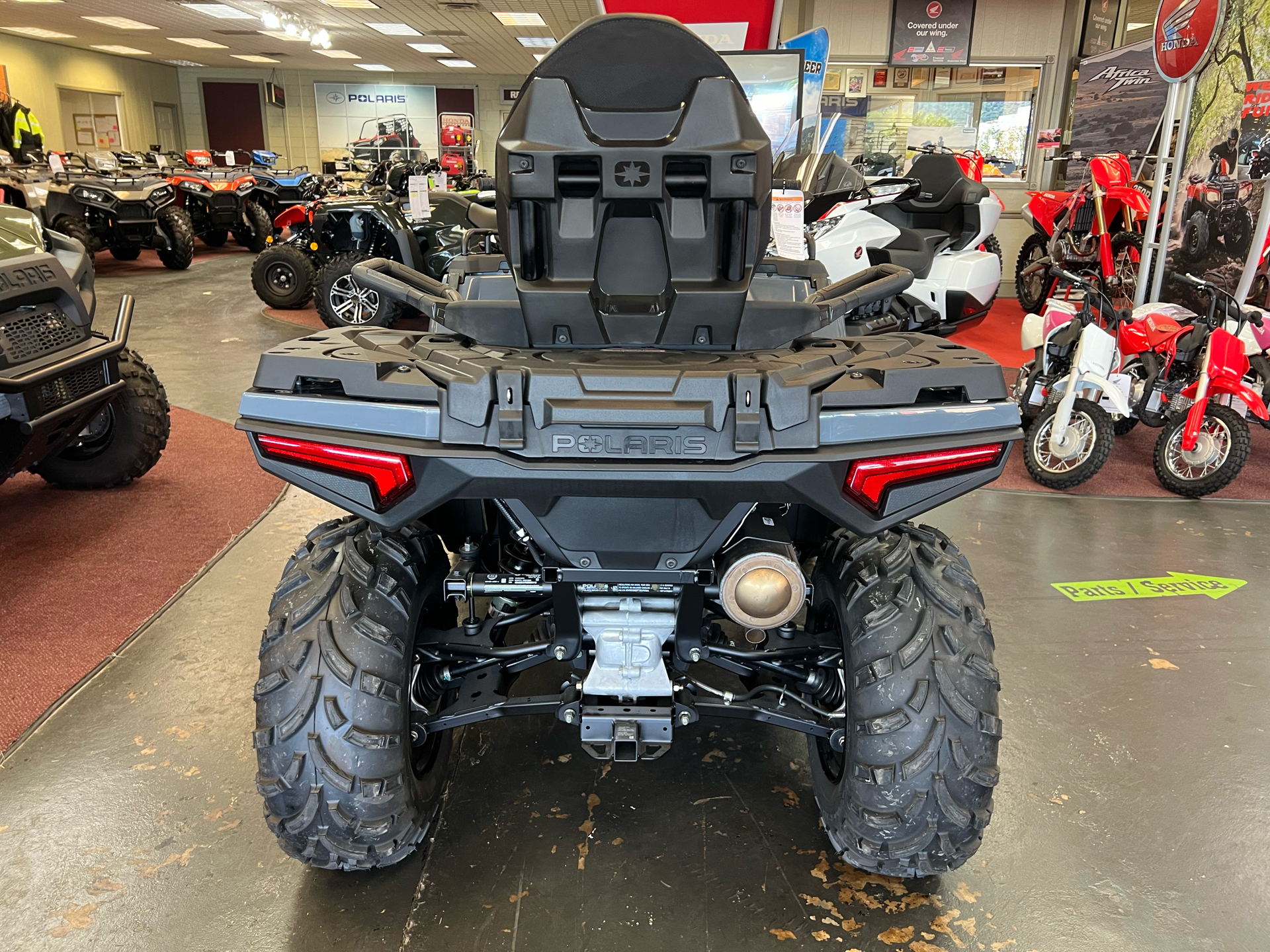 2025 Polaris Sportsman Touring 570 EPS in Petersburg, West Virginia - Photo 12