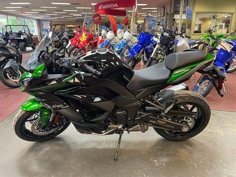 2023 Kawasaki Ninja 1000SX in Petersburg, West Virginia - Photo 2