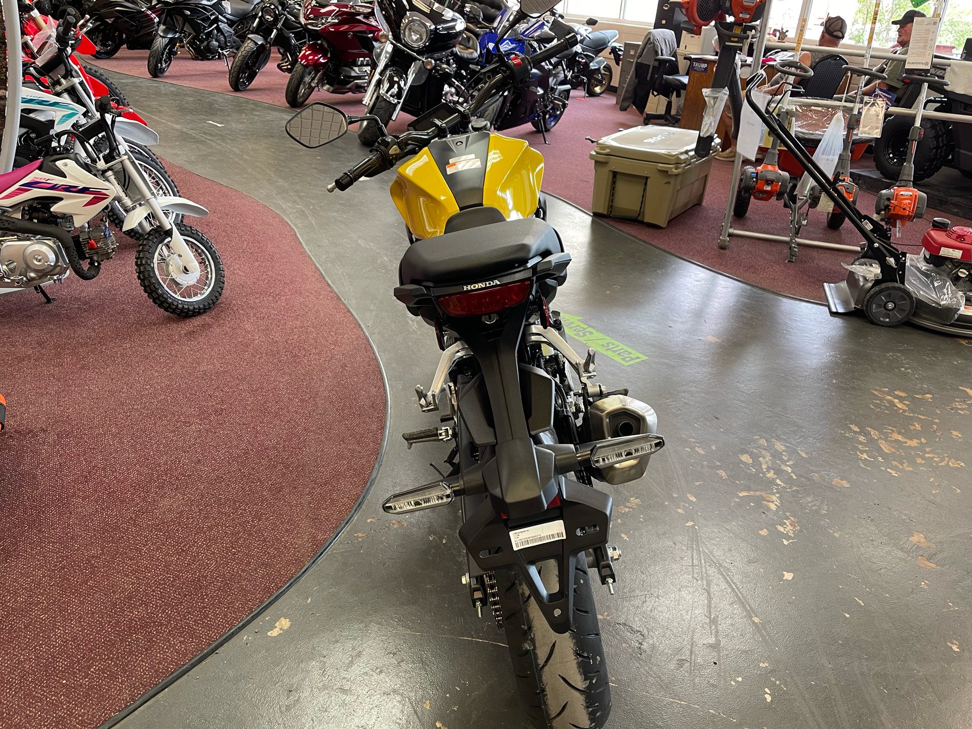 2024 Honda CB300R ABS in Petersburg, West Virginia - Photo 4
