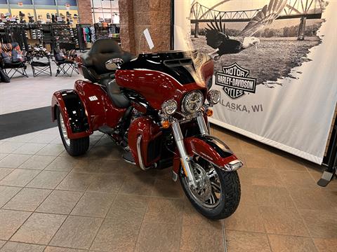 2024 Harley-Davidson Tri Glide® Ultra in Onalaska, Wisconsin - Photo 3