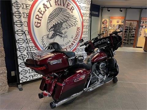 2015 Harley-Davidson Ultra Limited in Onalaska, Wisconsin - Photo 3