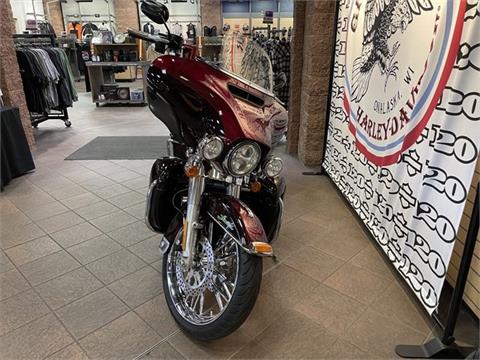 2015 Harley-Davidson Ultra Limited in Onalaska, Wisconsin - Photo 5