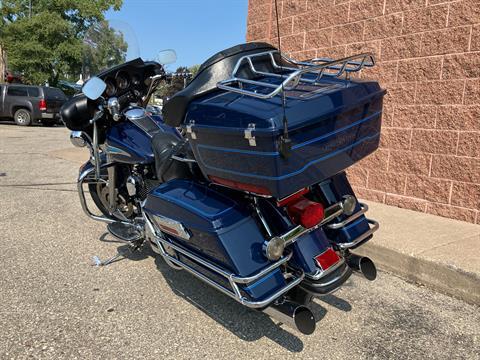 2000 Harley-Davidson FLHTC/FLHTCI Electra Glide® Classic in Onalaska, Wisconsin - Photo 11