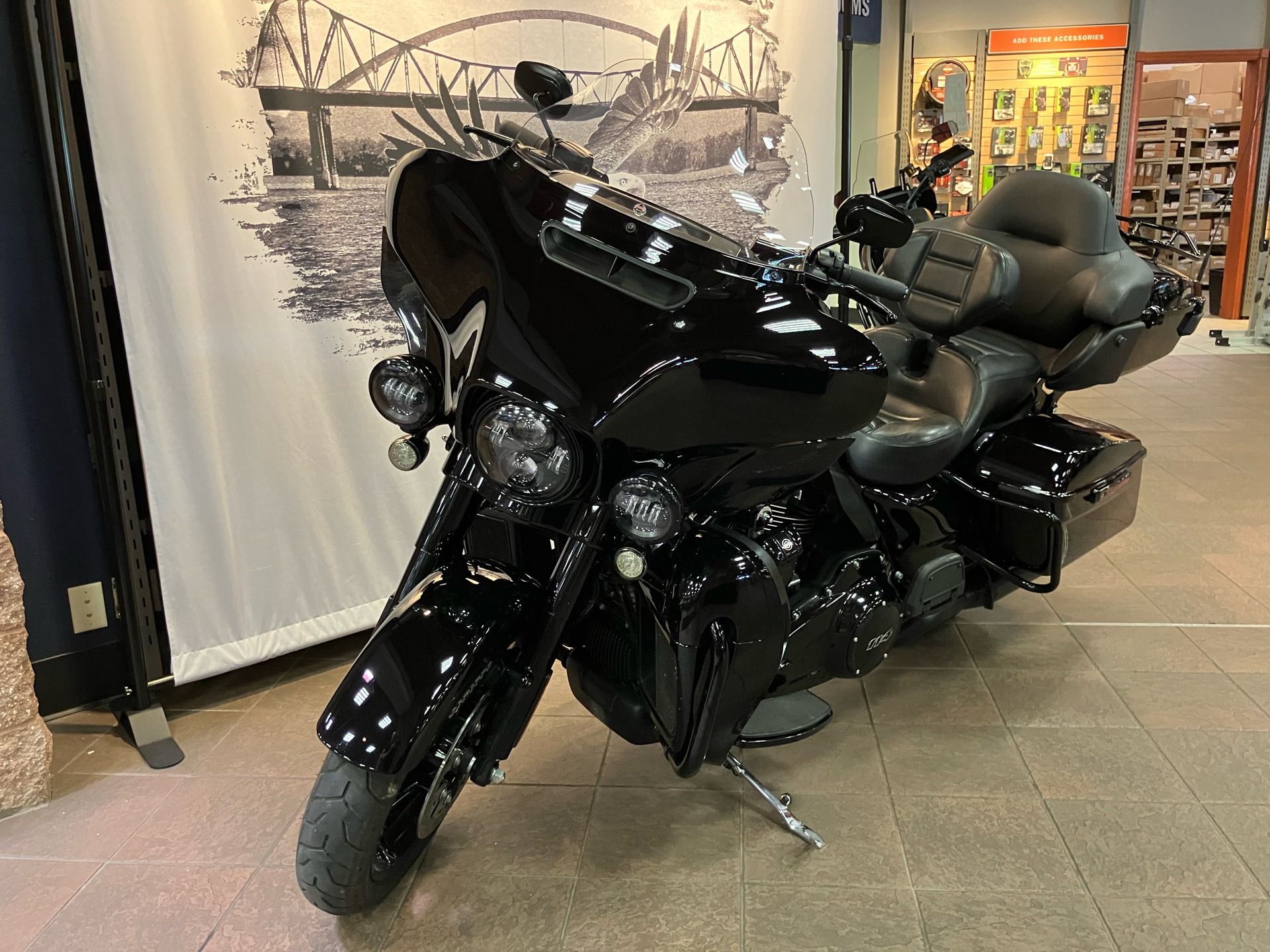 2022 Harley-Davidson Ultra Limited in Onalaska, Wisconsin - Photo 15