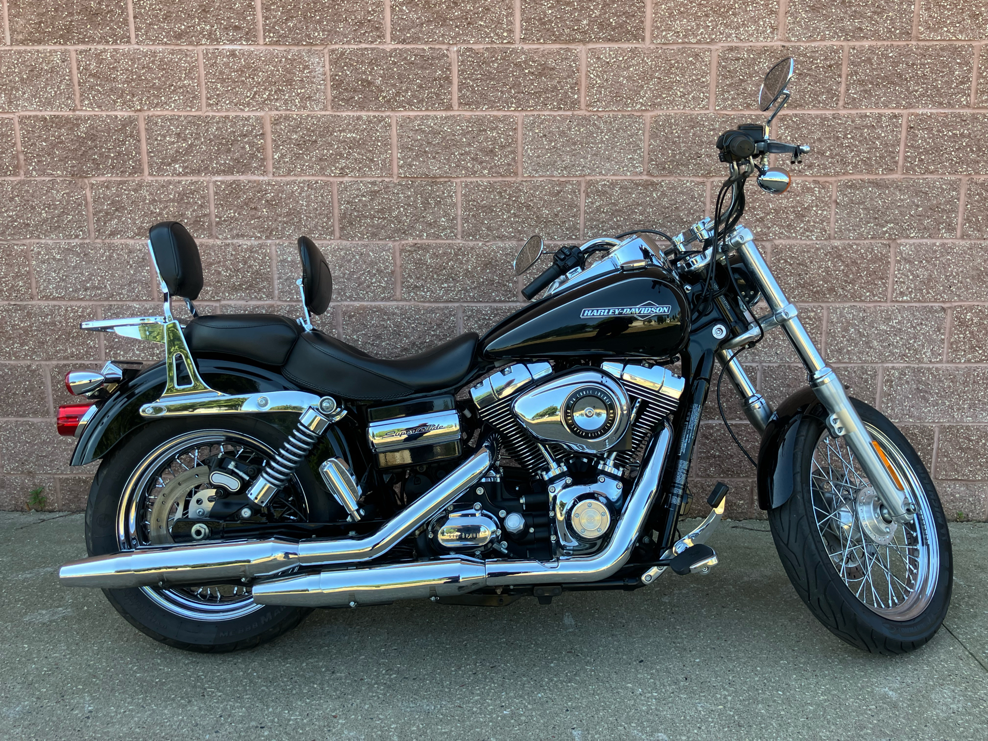 2011 Harley-Davidson Dyna® Super Glide® Custom in Onalaska, Wisconsin - Photo 1