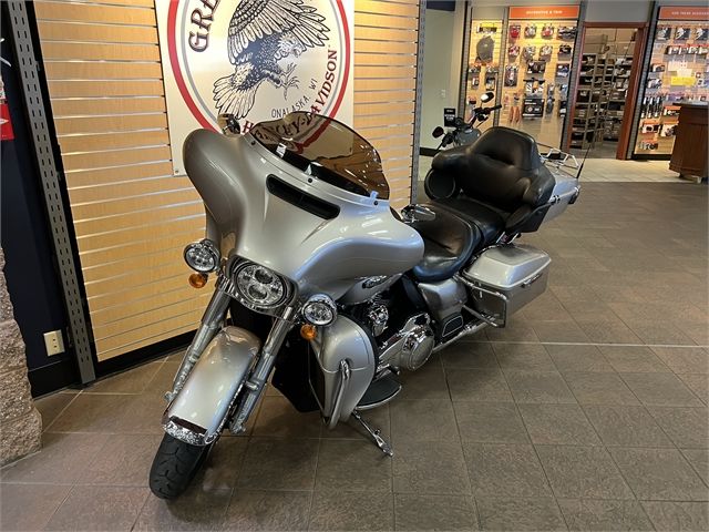 2018 Harley-Davidson Electra Glide® Ultra Classic® in Onalaska, Wisconsin - Photo 8