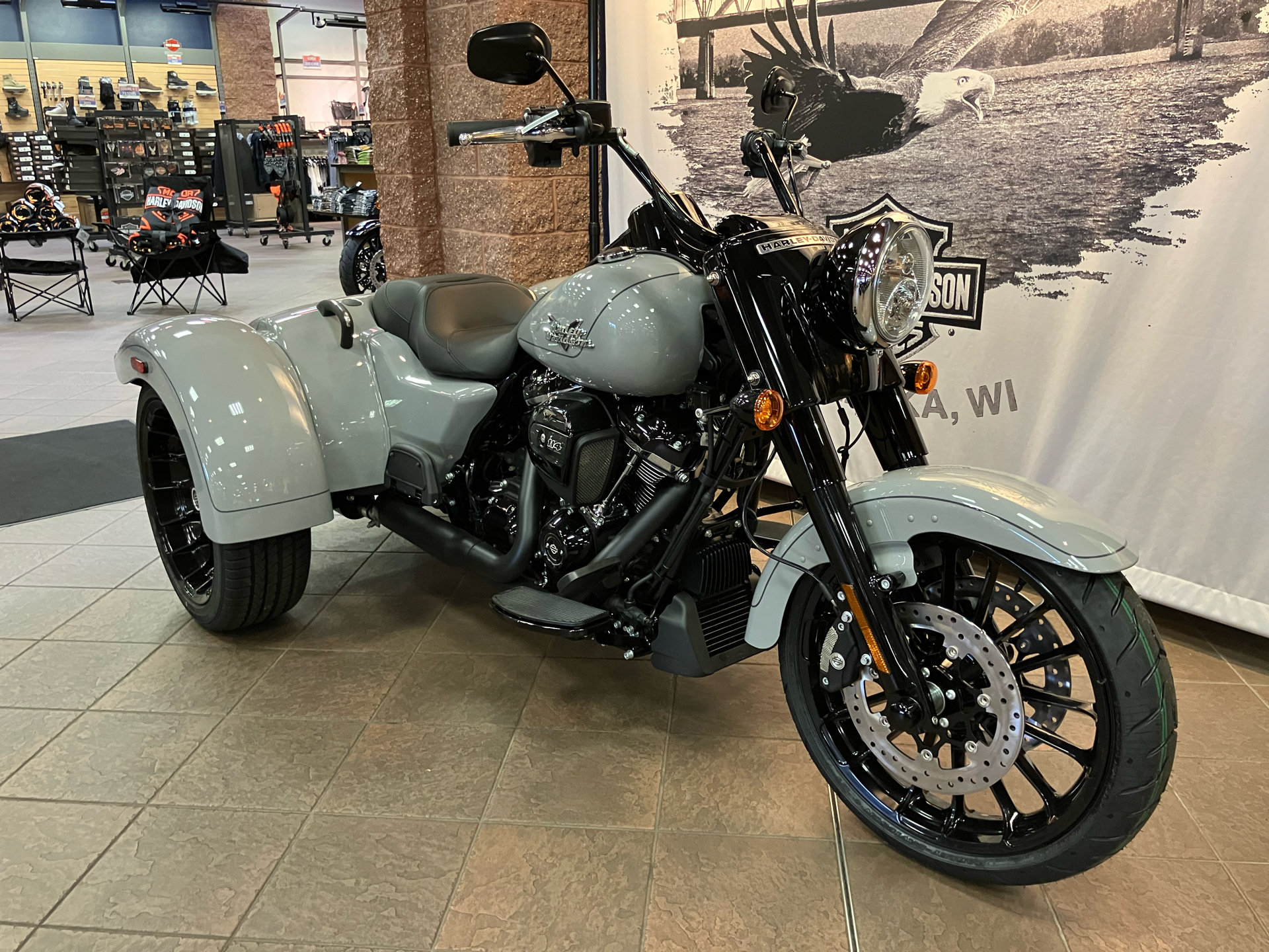 2024 Harley-Davidson Freewheeler® in Onalaska, Wisconsin - Photo 3