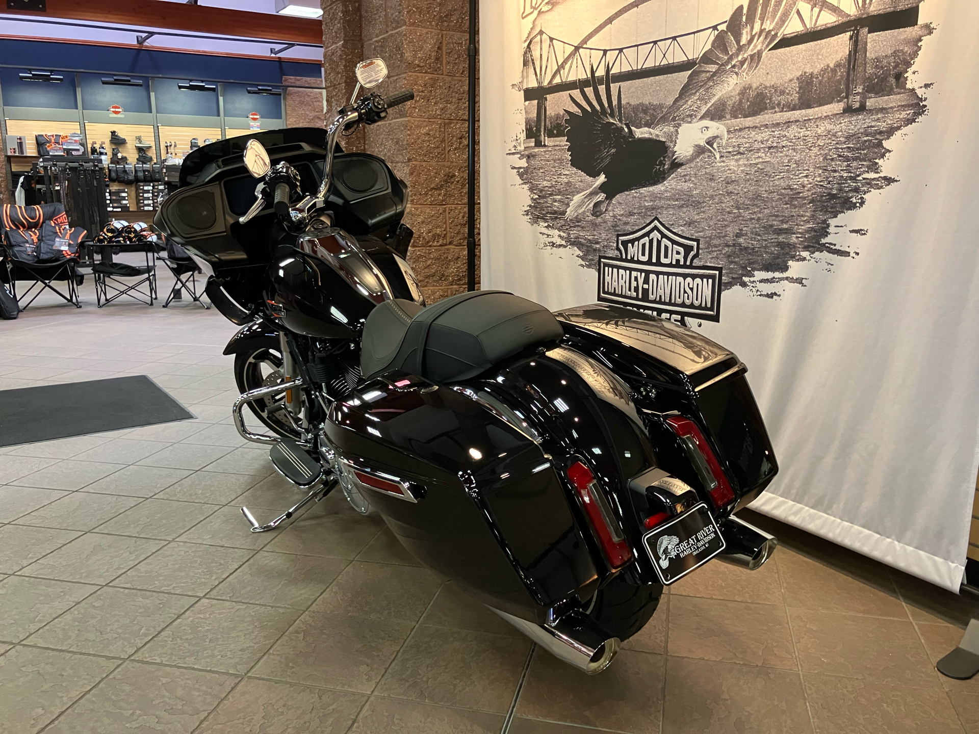 2024 Harley-Davidson Road Glide® in Onalaska, Wisconsin - Photo 16