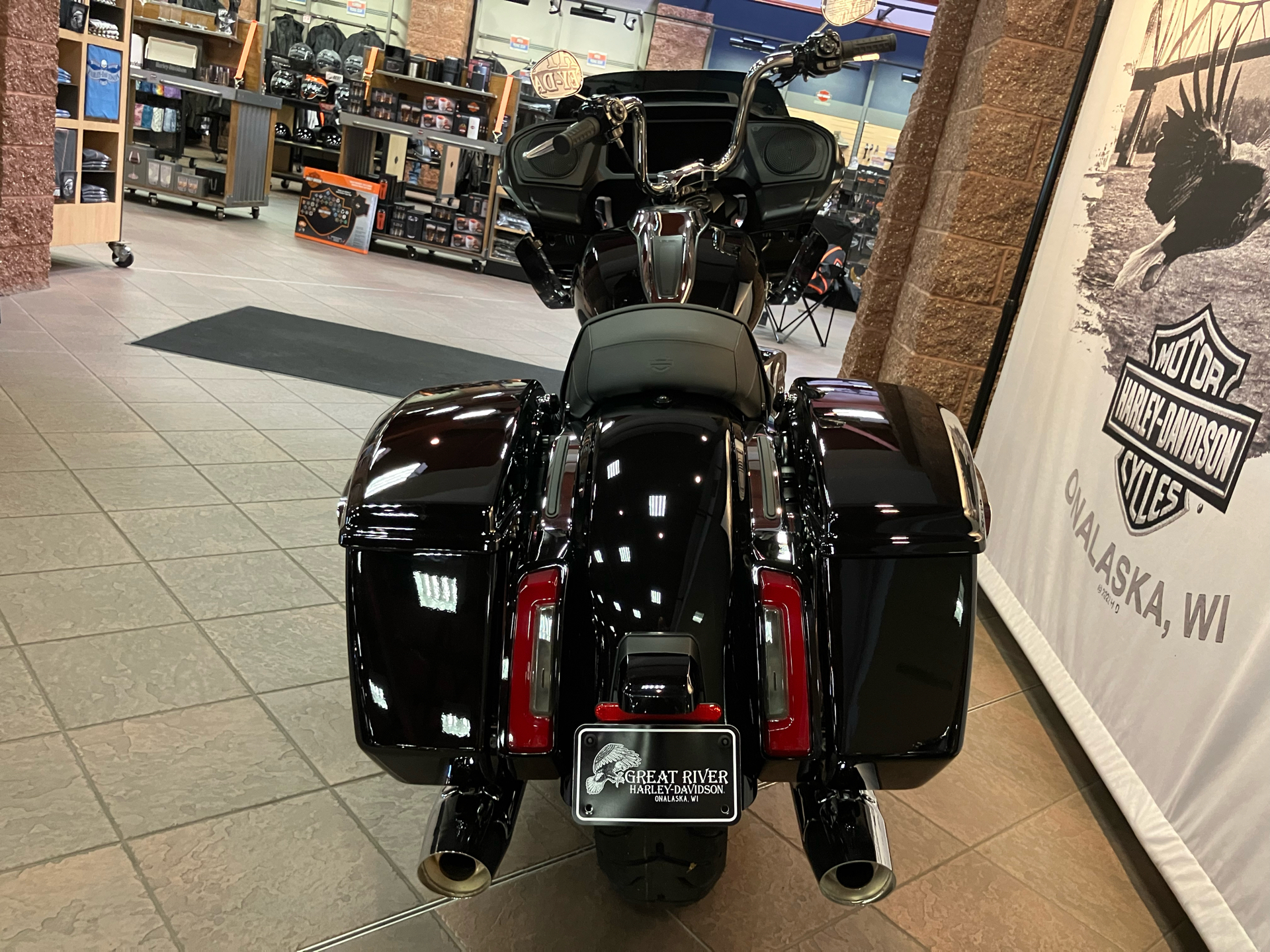 2024 Harley-Davidson Road Glide® in Onalaska, Wisconsin - Photo 17